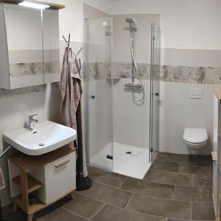 Apartment Exklusive Im Einzeldenkmal *