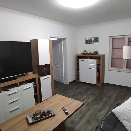 Apartment Exklusive Im Einzeldenkmal *