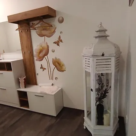 Apartment Exklusive Im Einzeldenkmal *